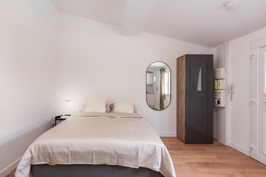 Lumignons Lyonnais - Doua Apartment Villeurbanne Ngoại thất bức ảnh